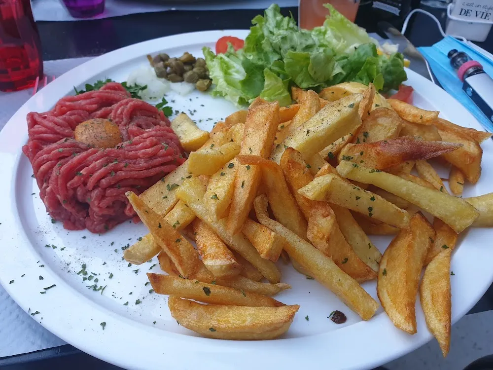Tartare de Boeuf Frittes Maison